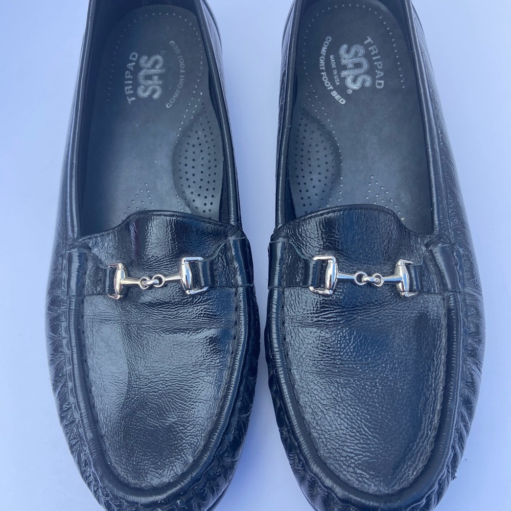 SAS womens Classic Black Slip-On Loafers